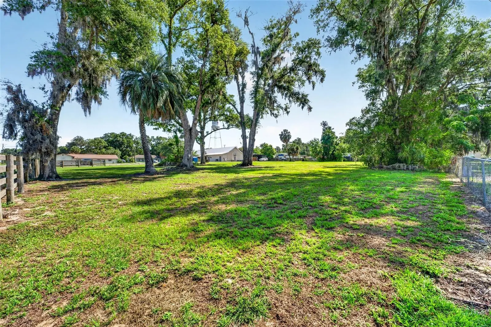 32750 Pennsylvania Avenue, FL