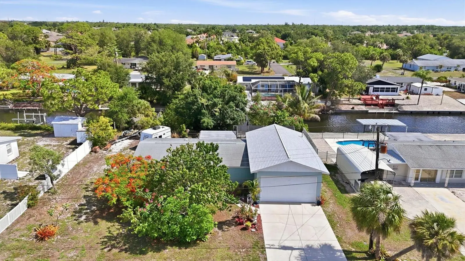 852 6th Street, FL