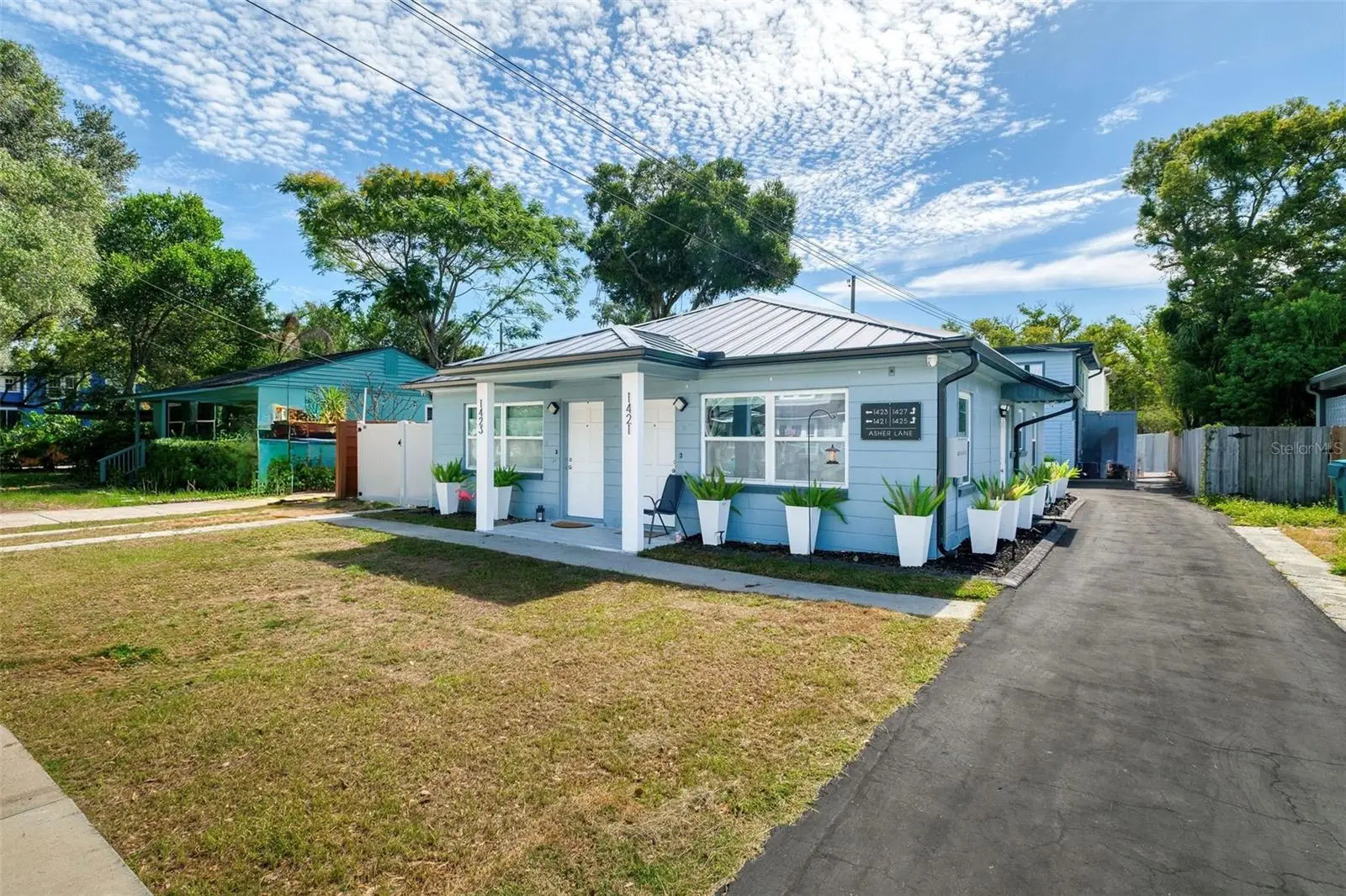 1421, 1423, 1425, 1427 Asher Lane, FL