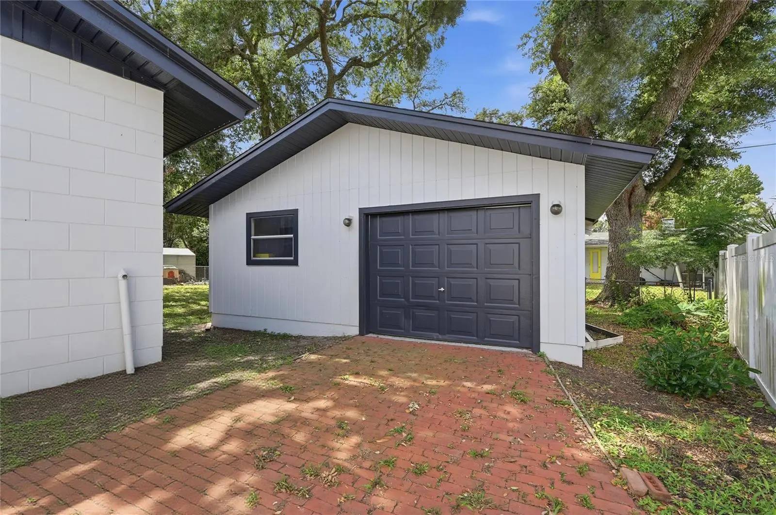 1946 Strathaven Road, FL