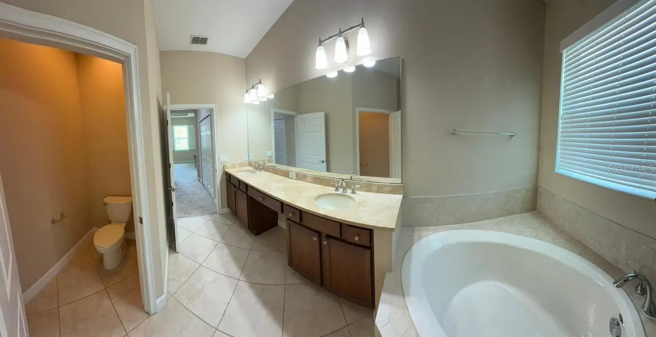 1162 Bolton Place, FL