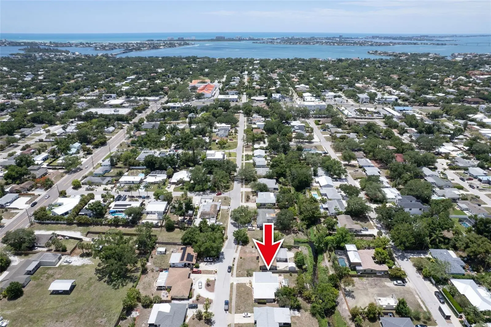2215 Grove Street, FL