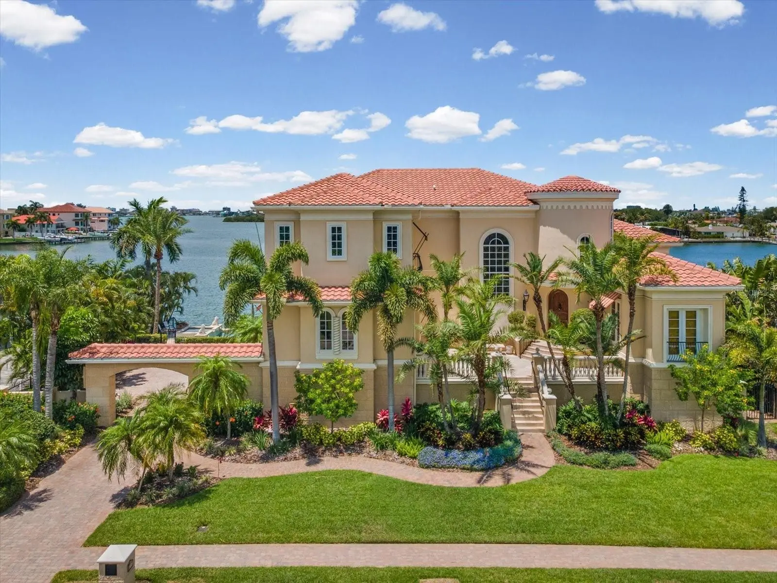 6224 Pasadena Point Boulevard, FL