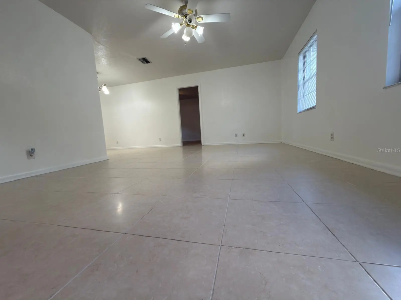 2209 Boxwood Way, FL