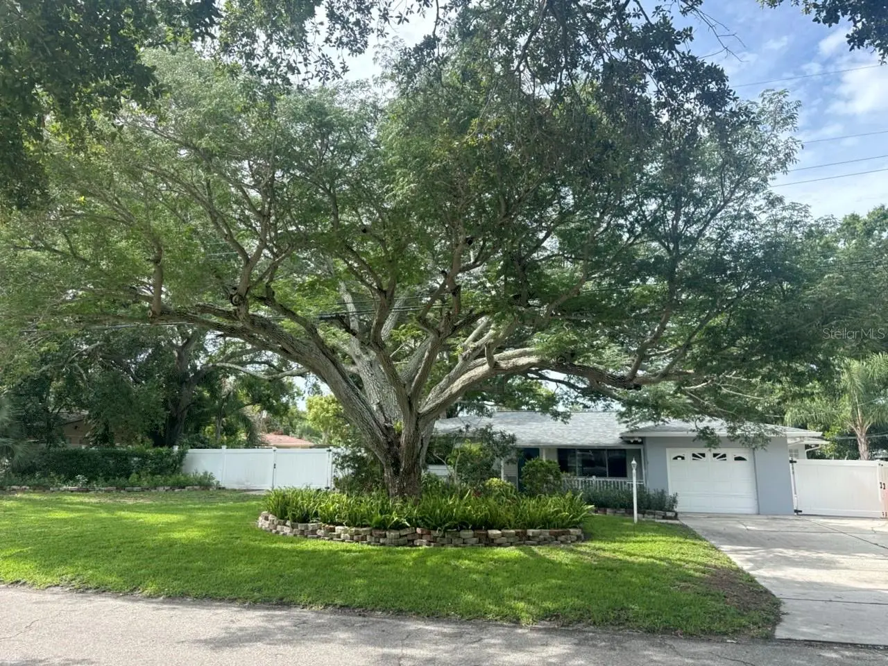 13824 83rd Place, FL