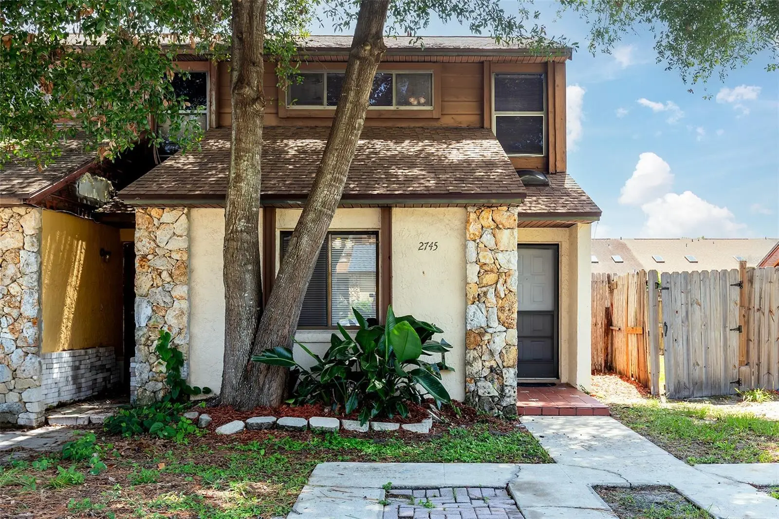 2745 Tally Ho Avenue, FL
