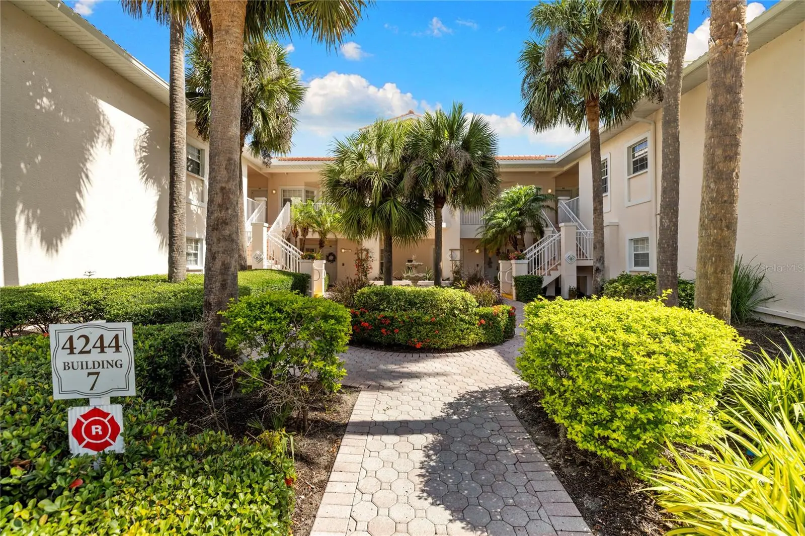4244 Central Sarasota Parkway, FL