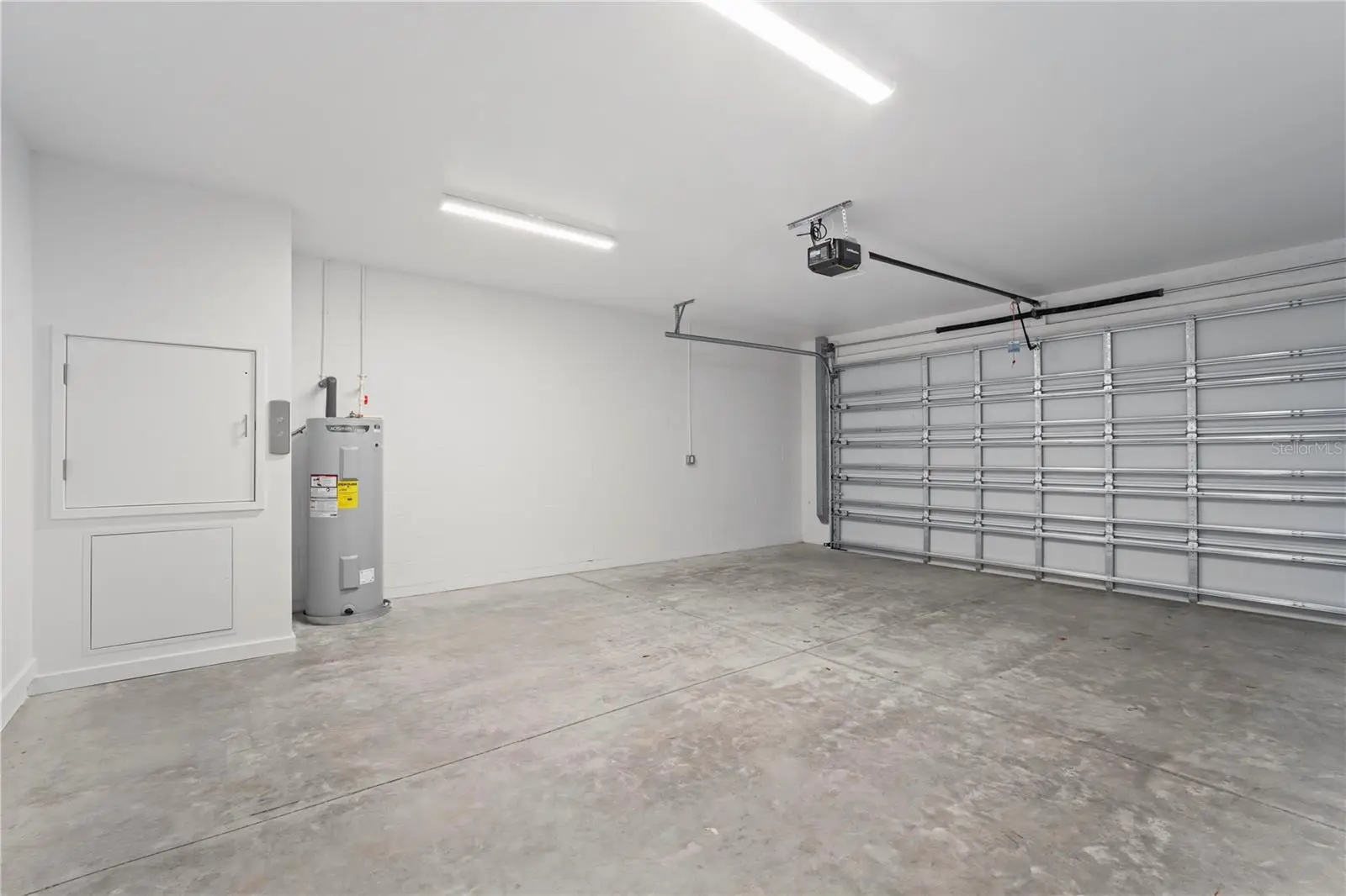 532 Plaza Place, FL