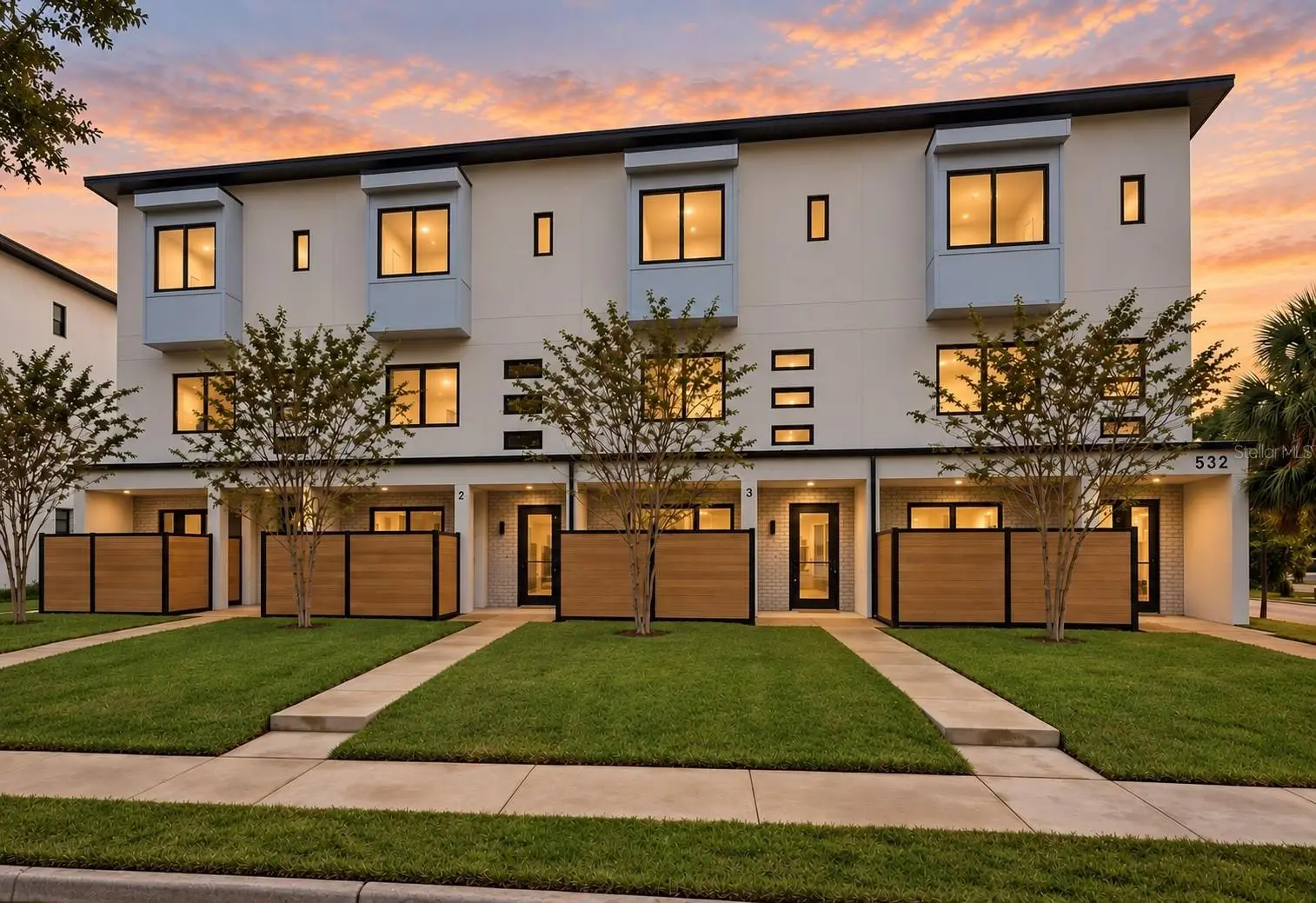 532 Plaza Place, FL