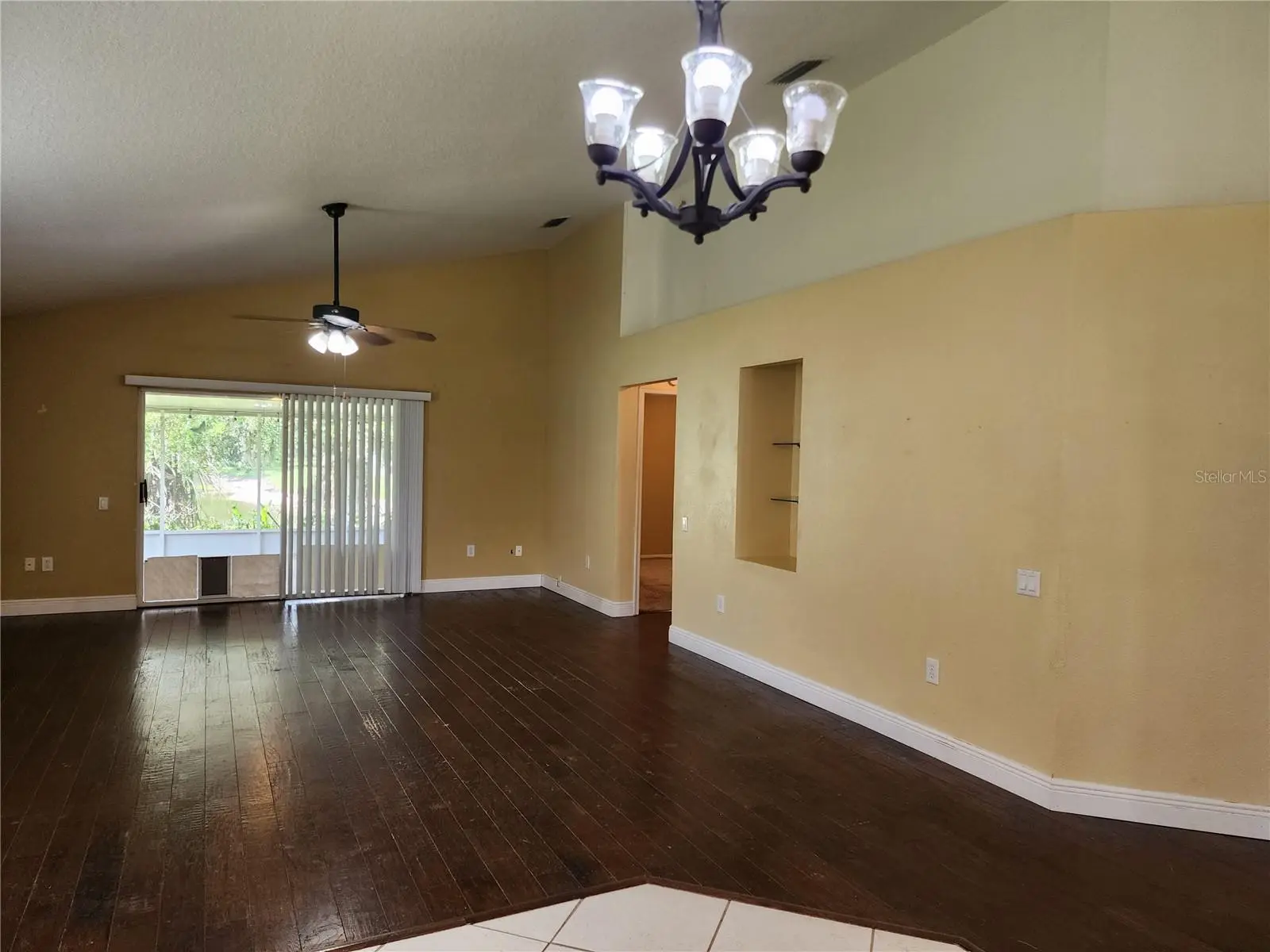 30702 Iverson Drive, FL