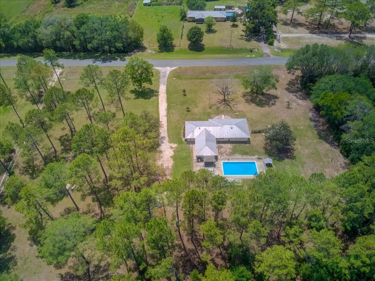 7422 County Road 231, FL