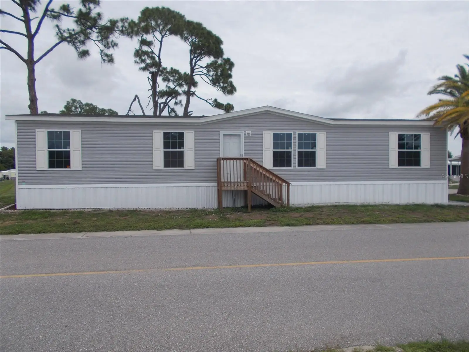 6803 Amoko Court, FL