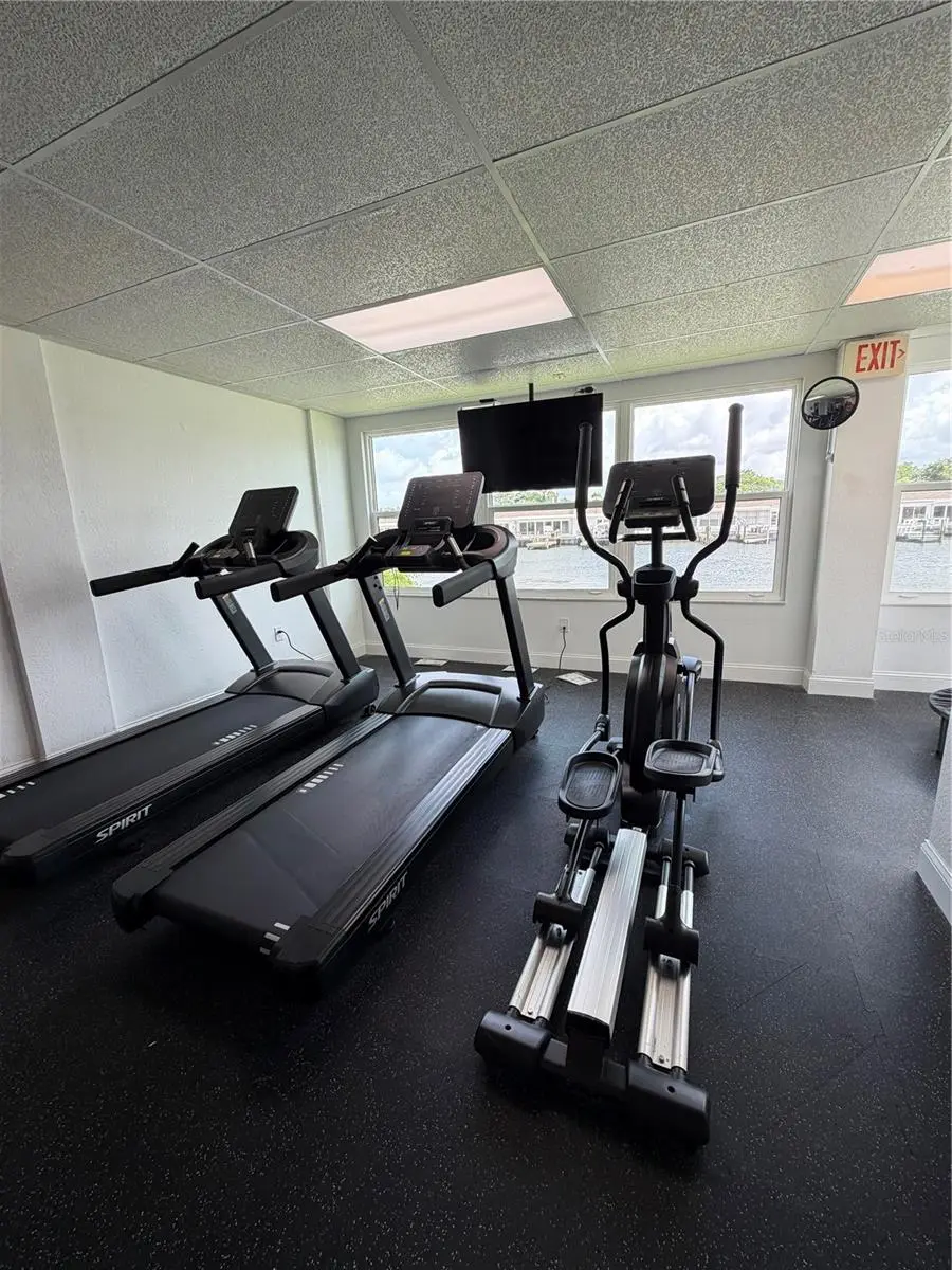 93 Boca Ciega Point Boulevard, FL