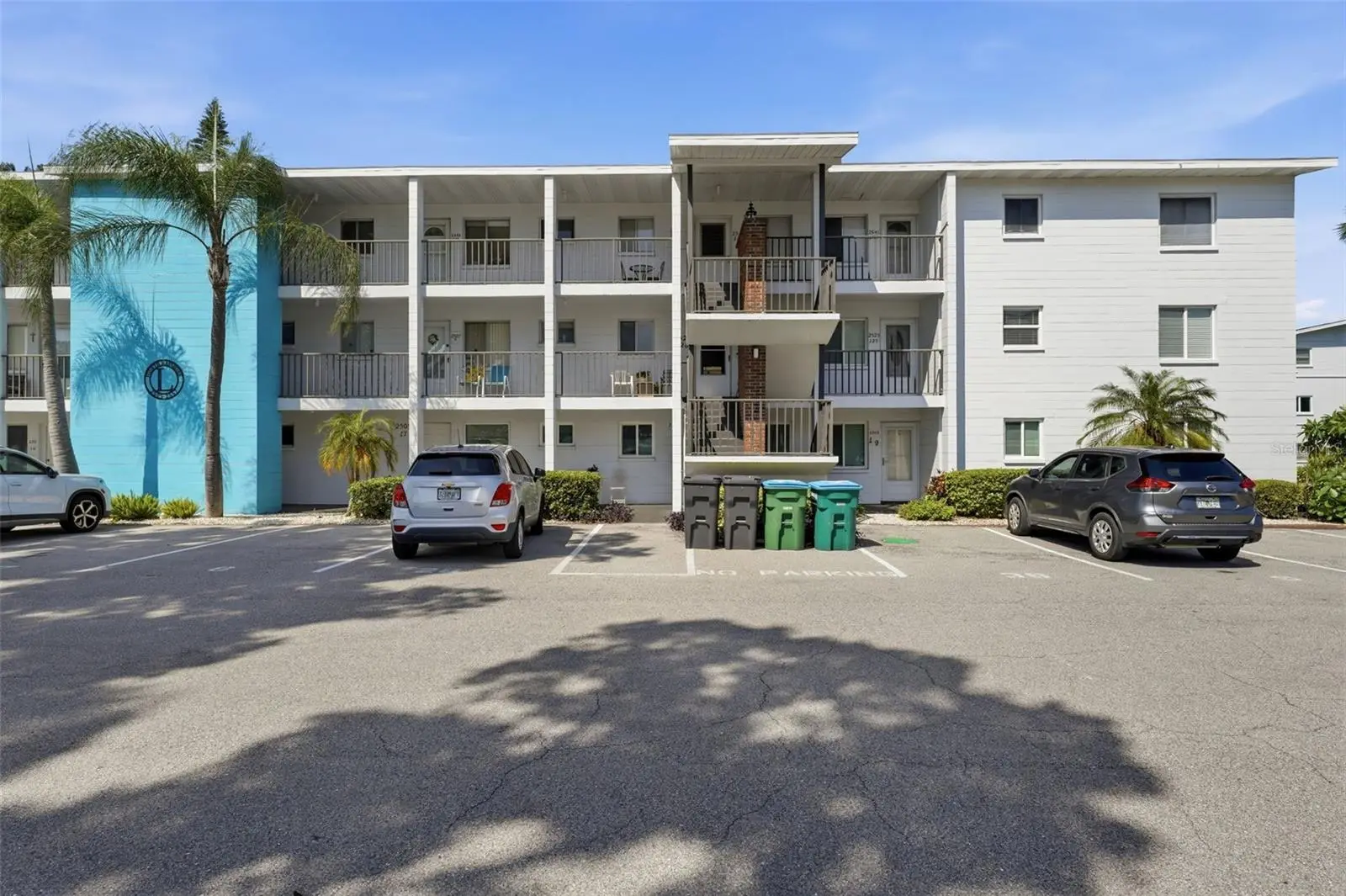 2545 Flamingo Boulevard, FL