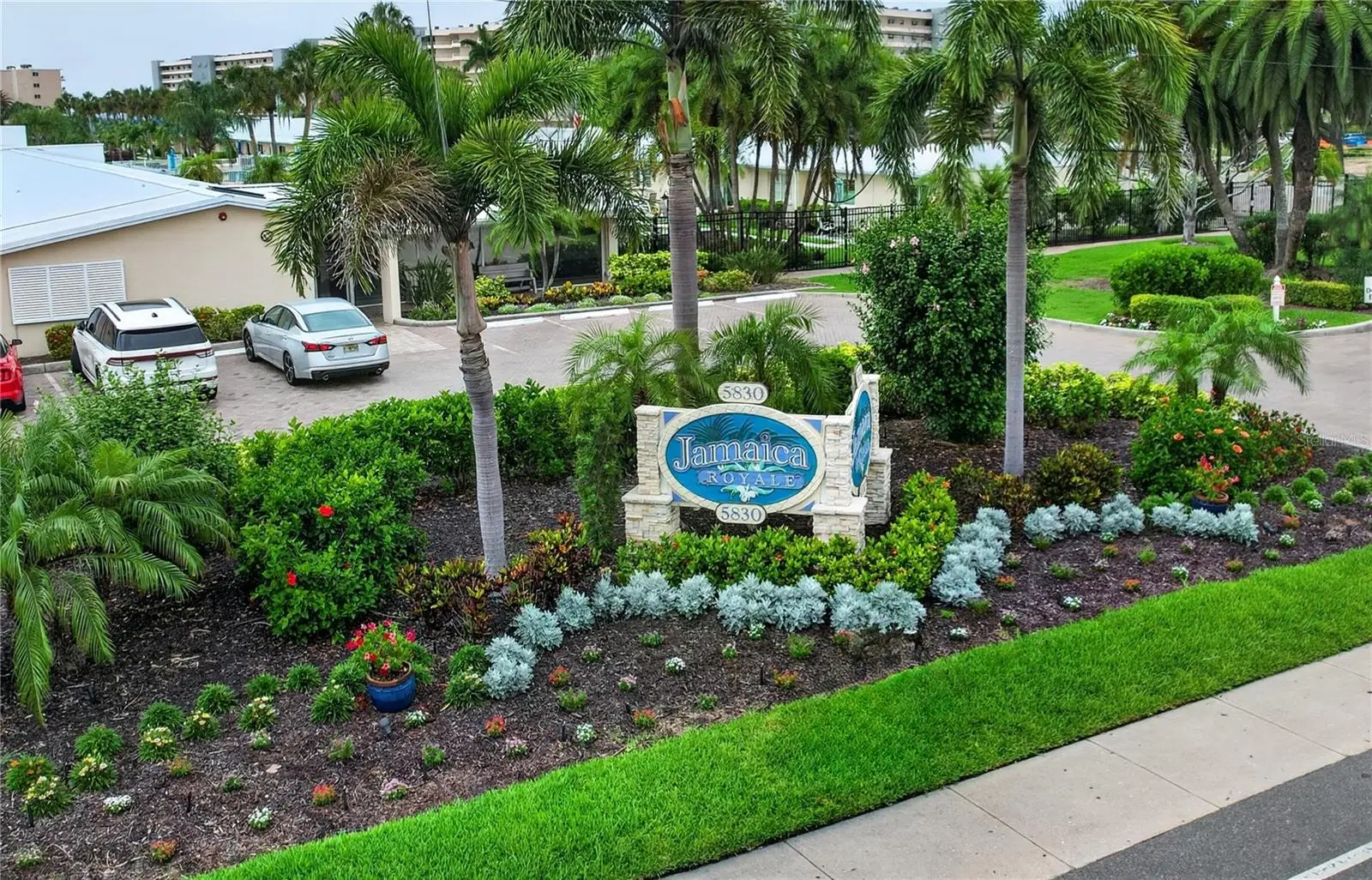 5830 Midnight Pass Road, FL