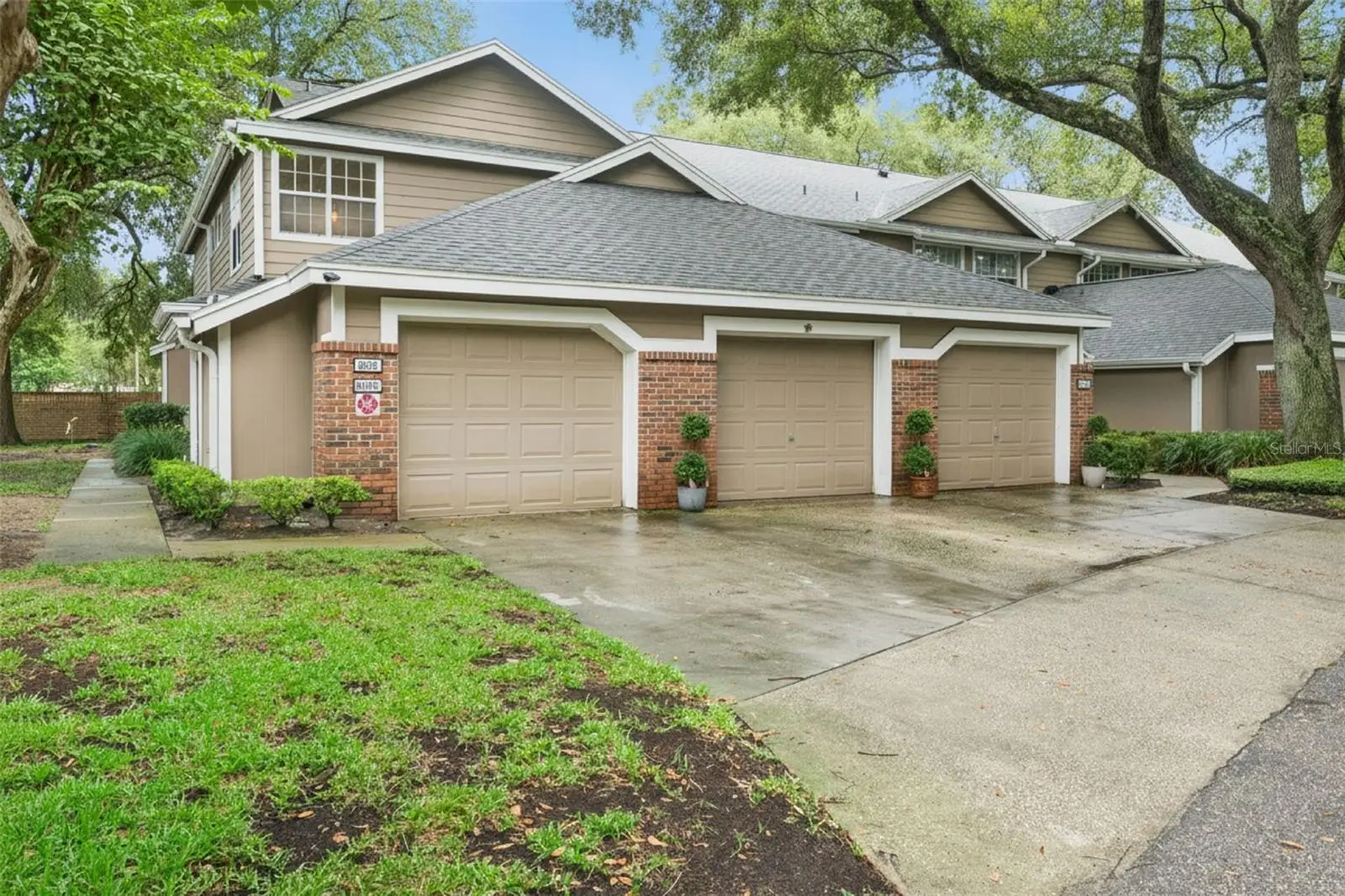683 Post Oak Circle, FL
