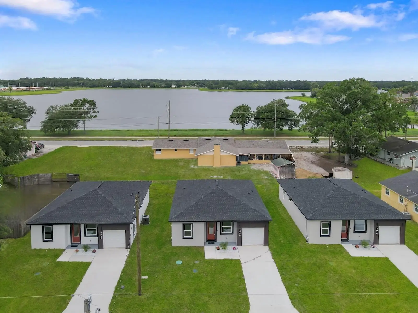 2048 Dixie Avenue, FL