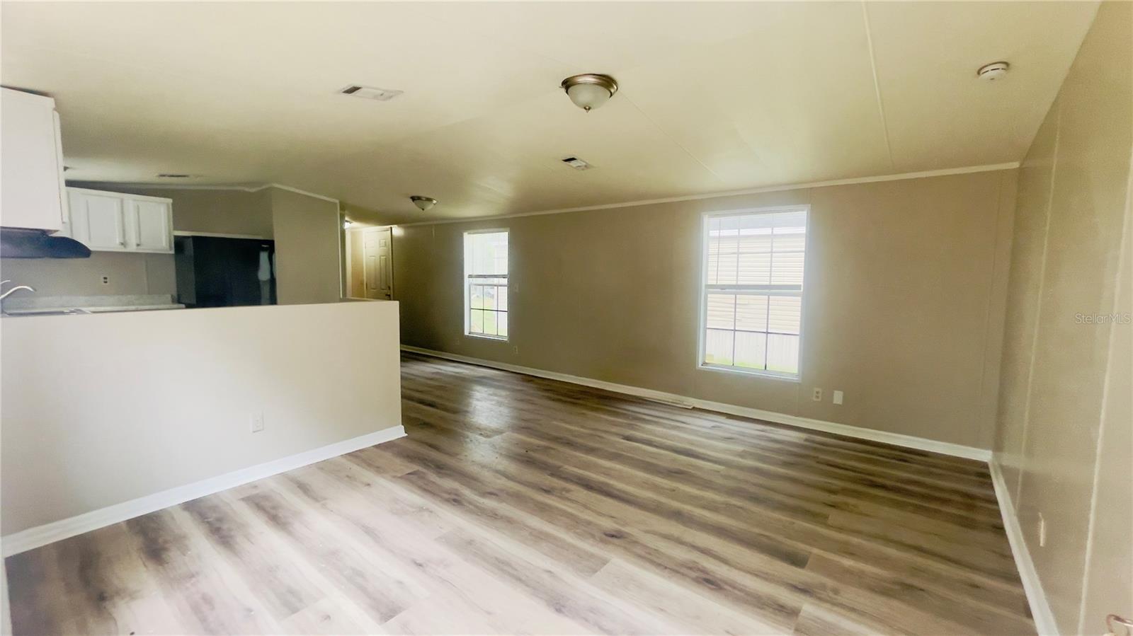 4053 213th Terrace, FL