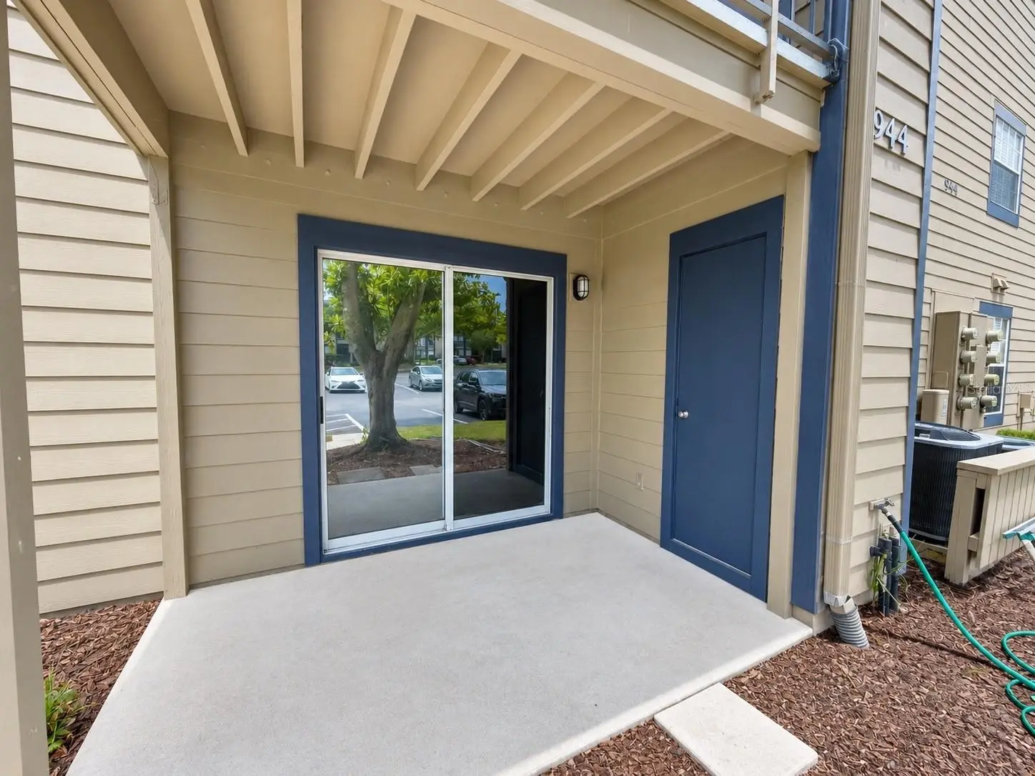 944 Bakewell Court, FL