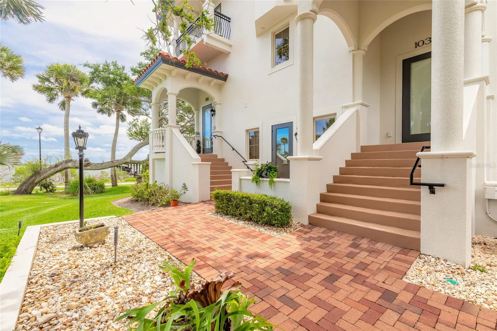 5090 Riverside Drive, FL