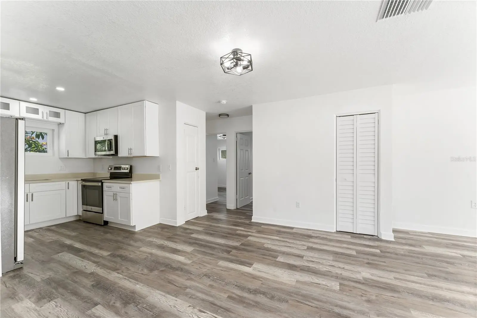 6221 Florida Circle, FL