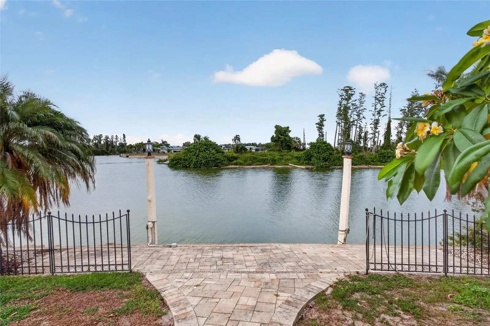 1411 Jacobson Circle, FL