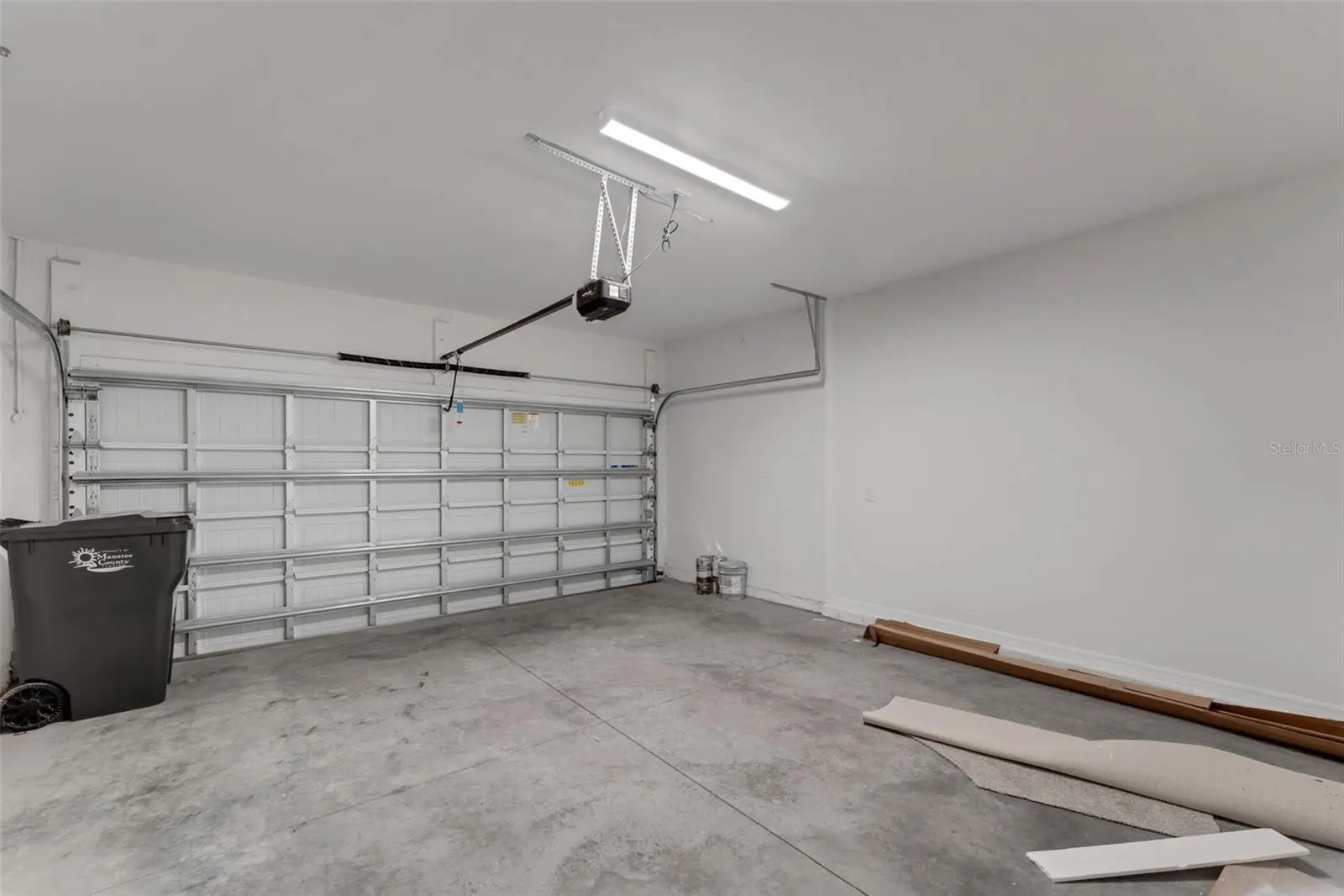 8120 Sunny Point Trail, FL