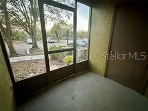401 Fountainhead Circle, FL