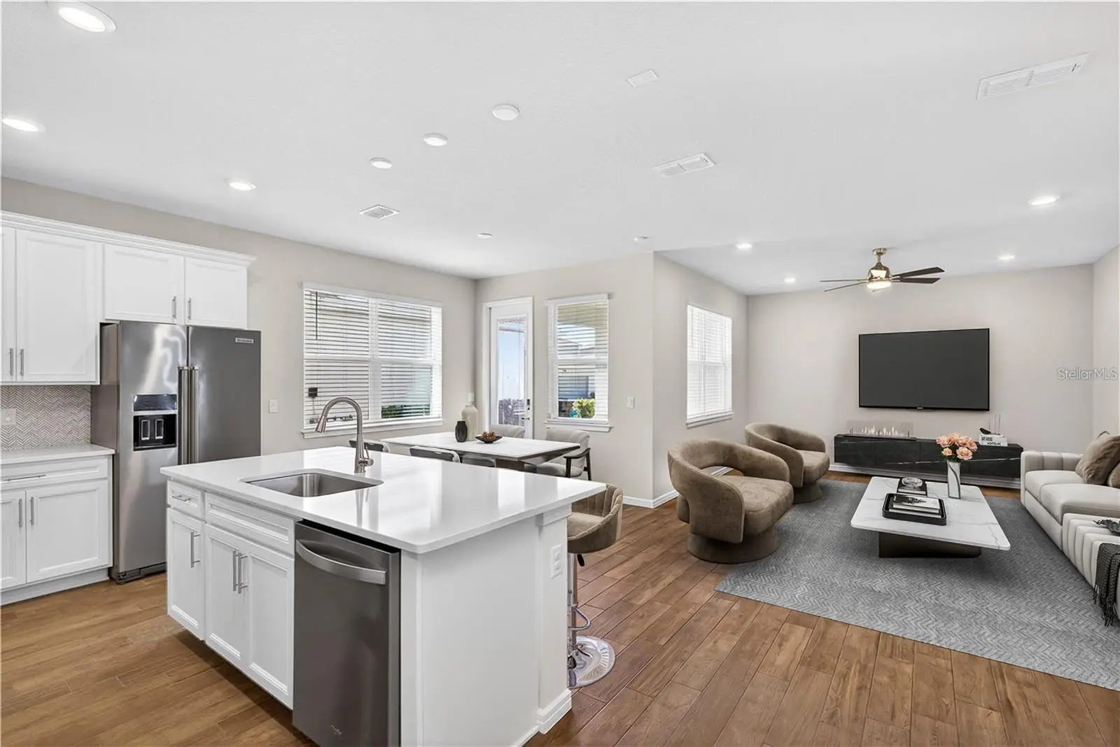 14250 Lanikai Beach Drive, FL