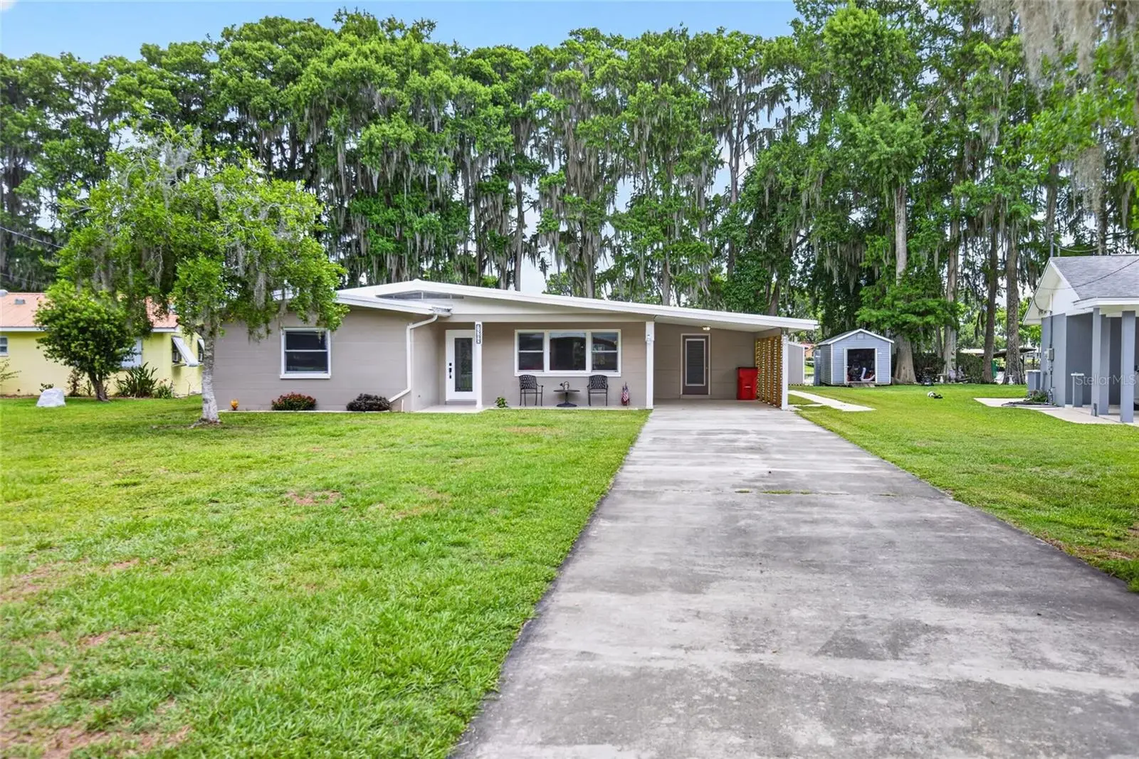 7588 Crescent Loop, FL