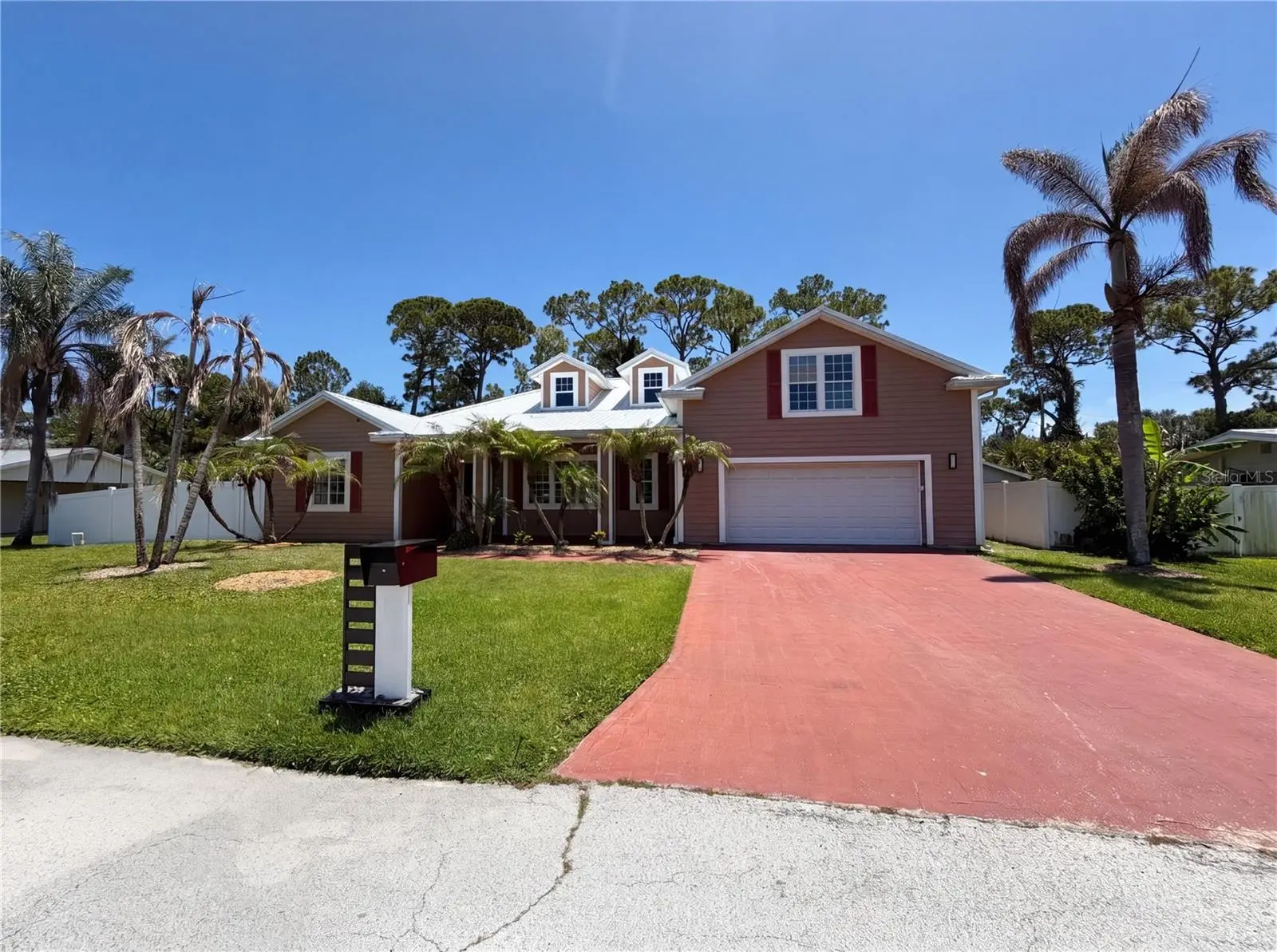 375 Nora Avenue, FL