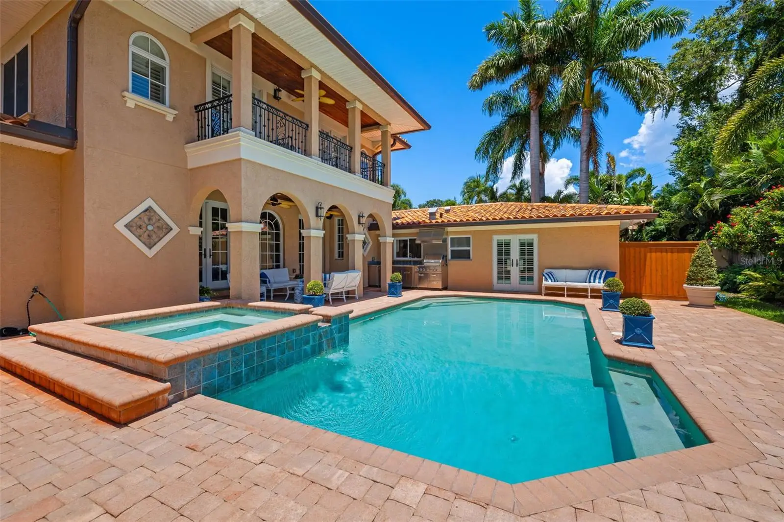 1124 Seville Lane, FL