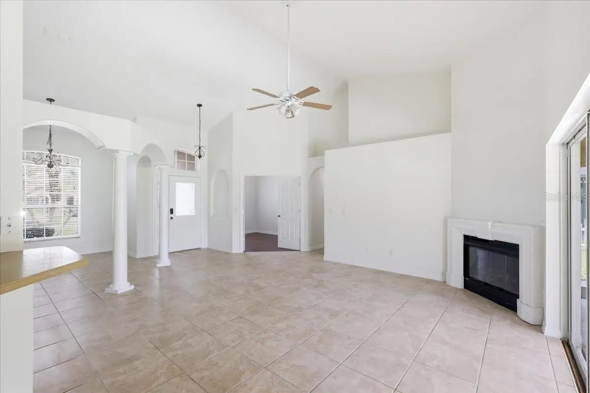 4303 Shoshone Court, FL
