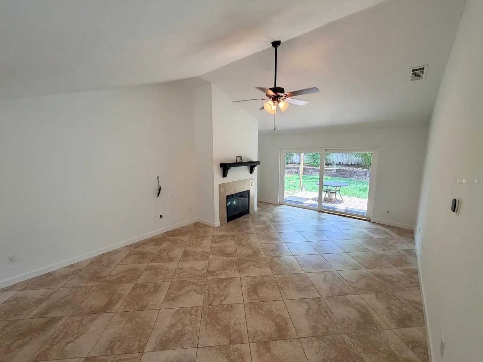 1083 Beckstrom Dr, FL