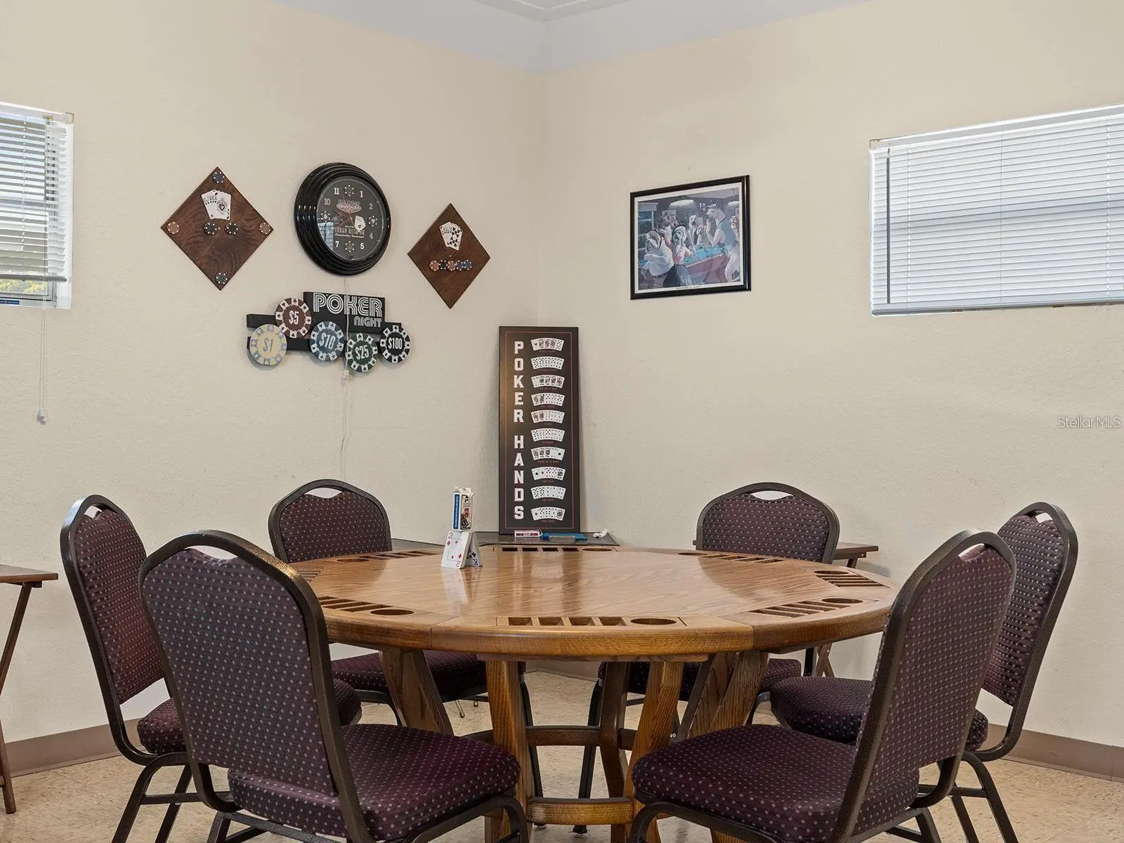 1203 Apache Circle, FL