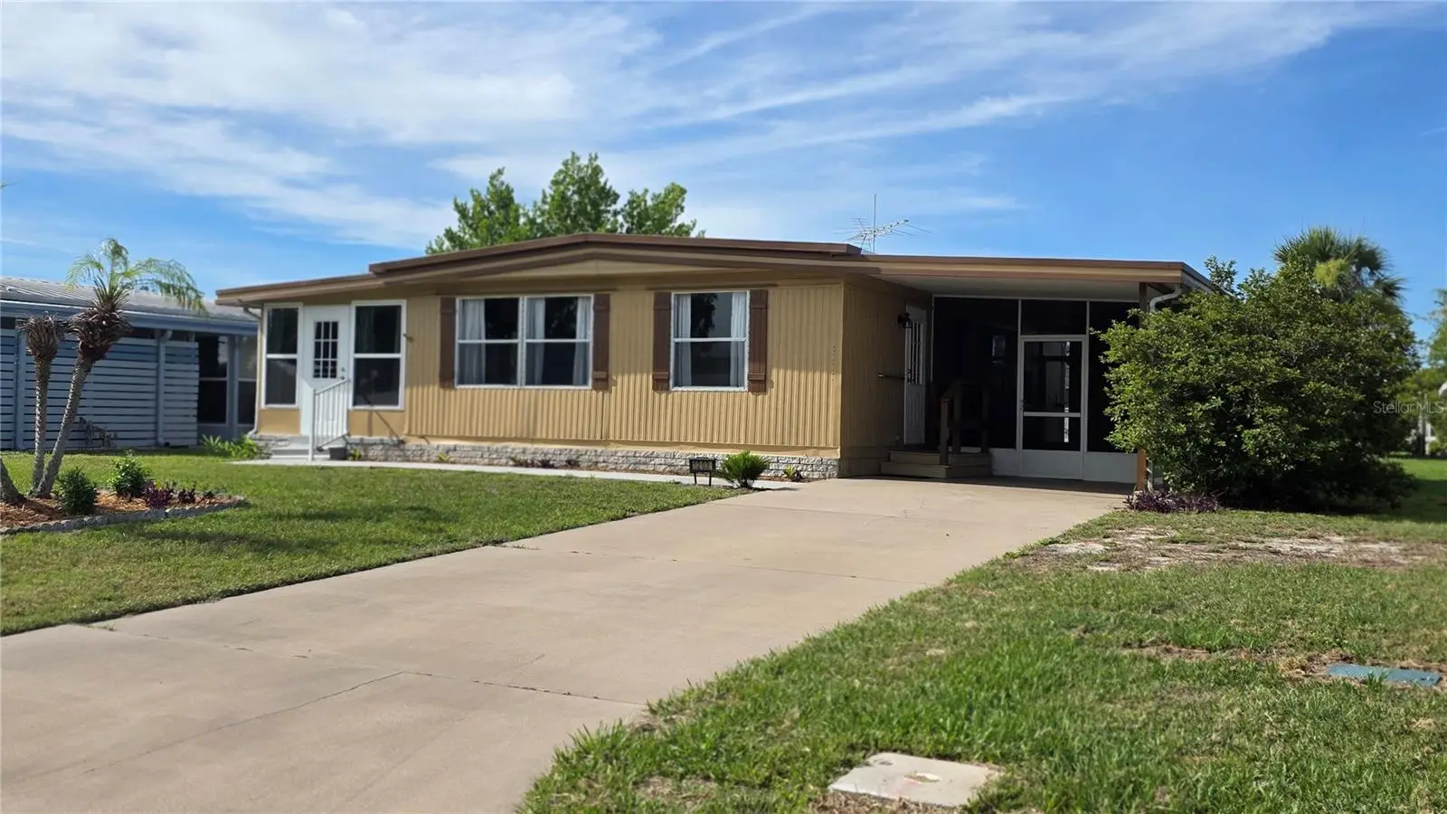 1203 Apache Circle, FL