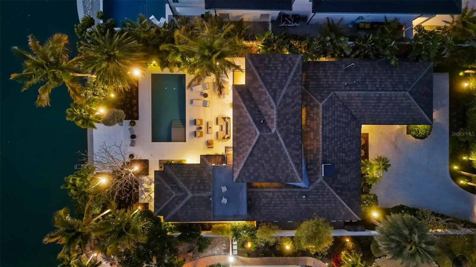 541 Washington Drive, FL