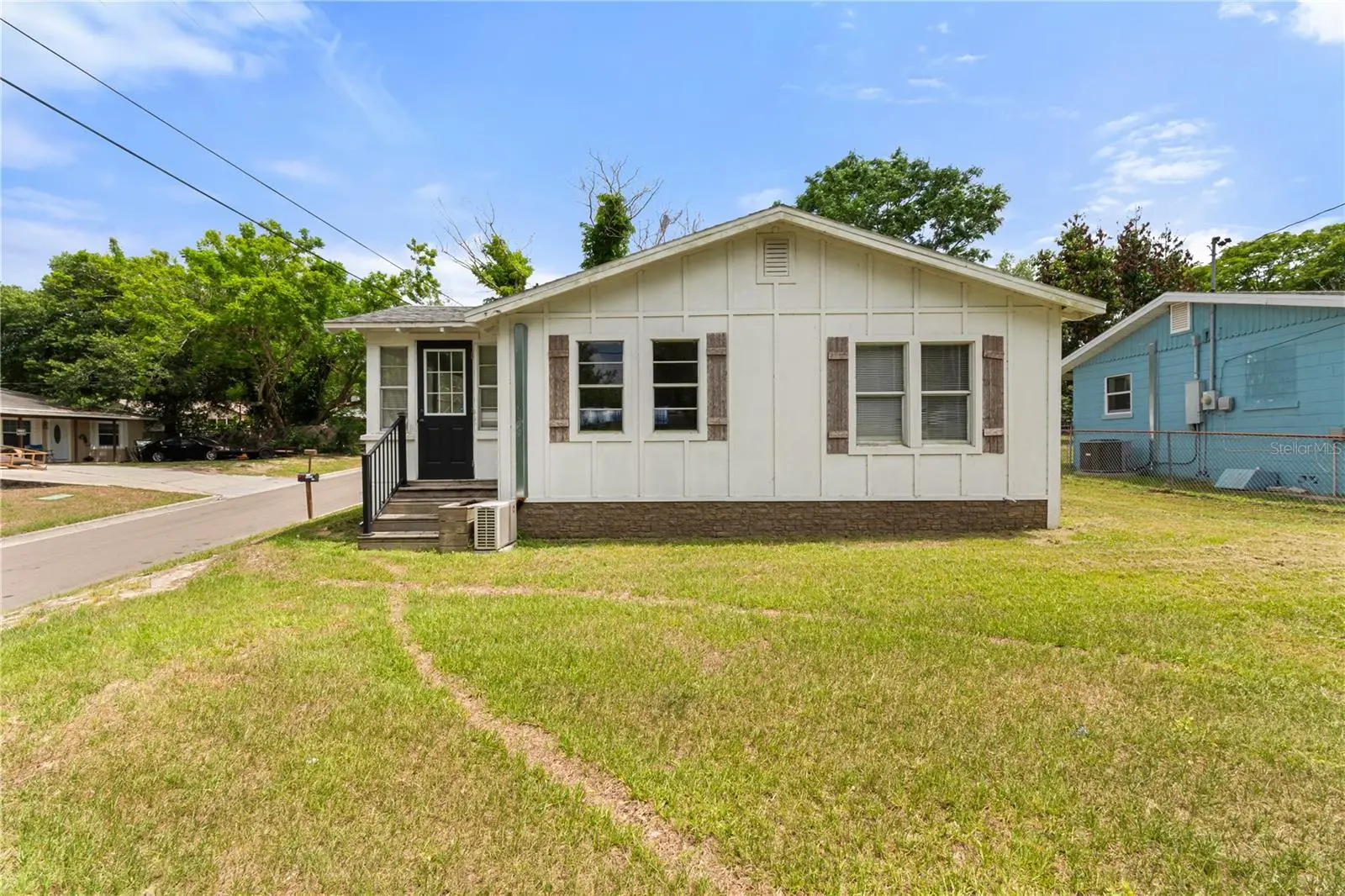 301 Weaver Avenue, FL