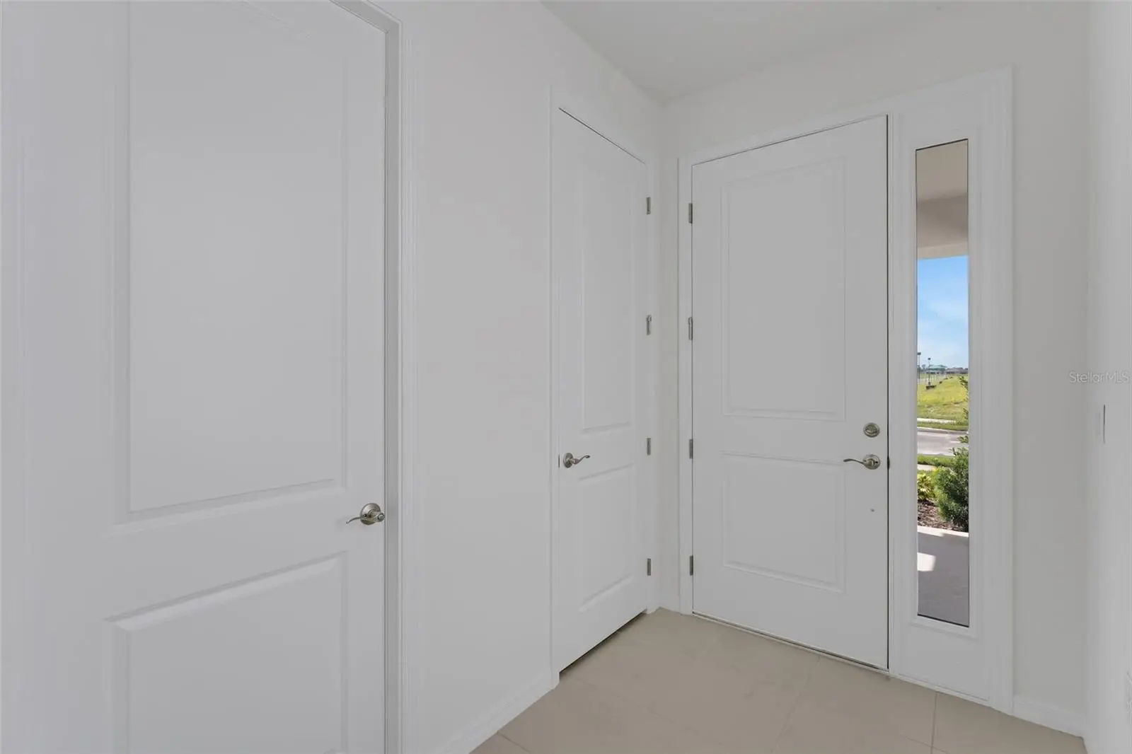 8124 Sunny Point Trail, FL