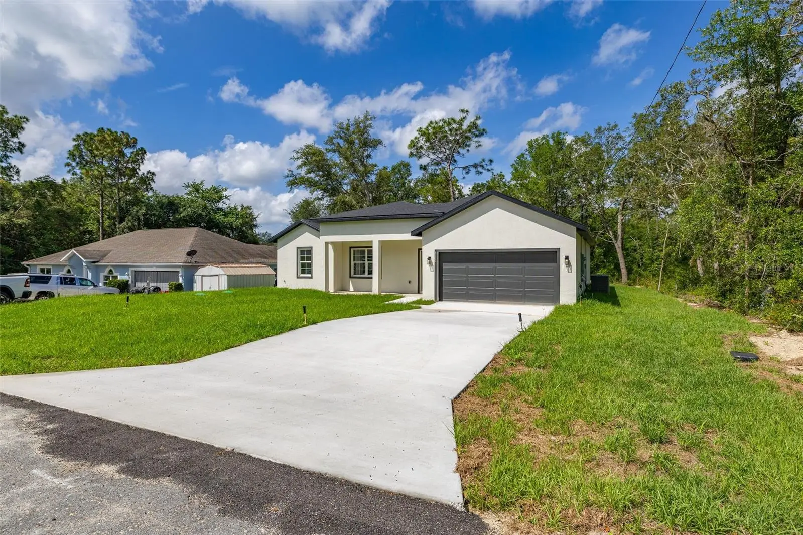 8100 Hillview Circle, FL