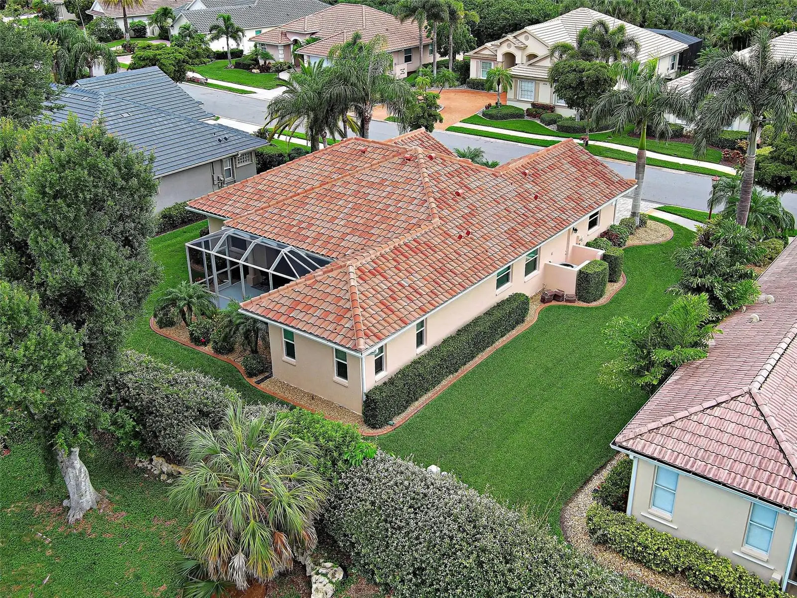 5017 Bella Terra Drive, FL