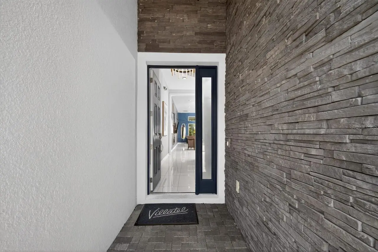 1735 Oak Blossom Drive, FL