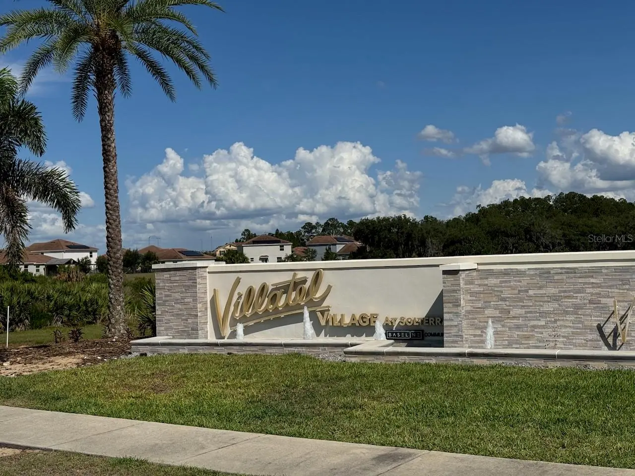 1735 Oak Blossom Drive, FL