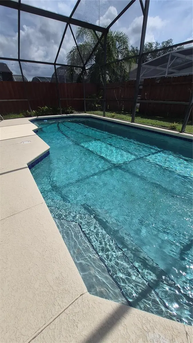121 Roma Way, FL