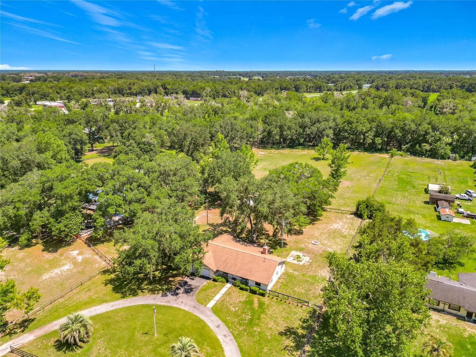 900 165th Street, FL