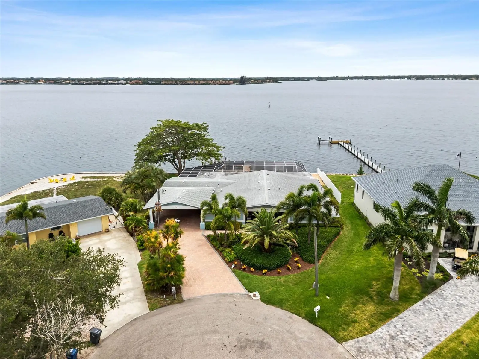 604 Poinsettia Avenue, FL