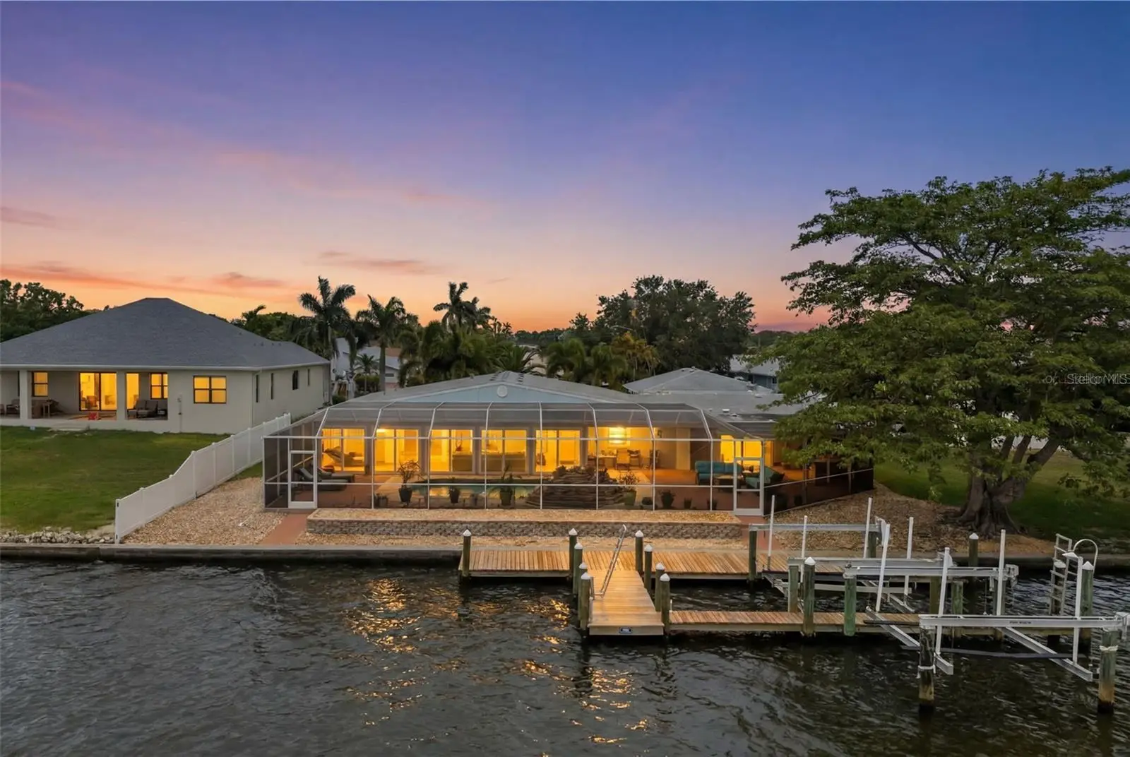 604 Poinsettia Avenue, FL