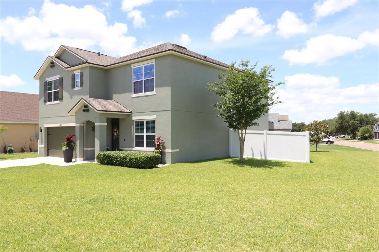 863 Lake Cummings Boulevard, FL