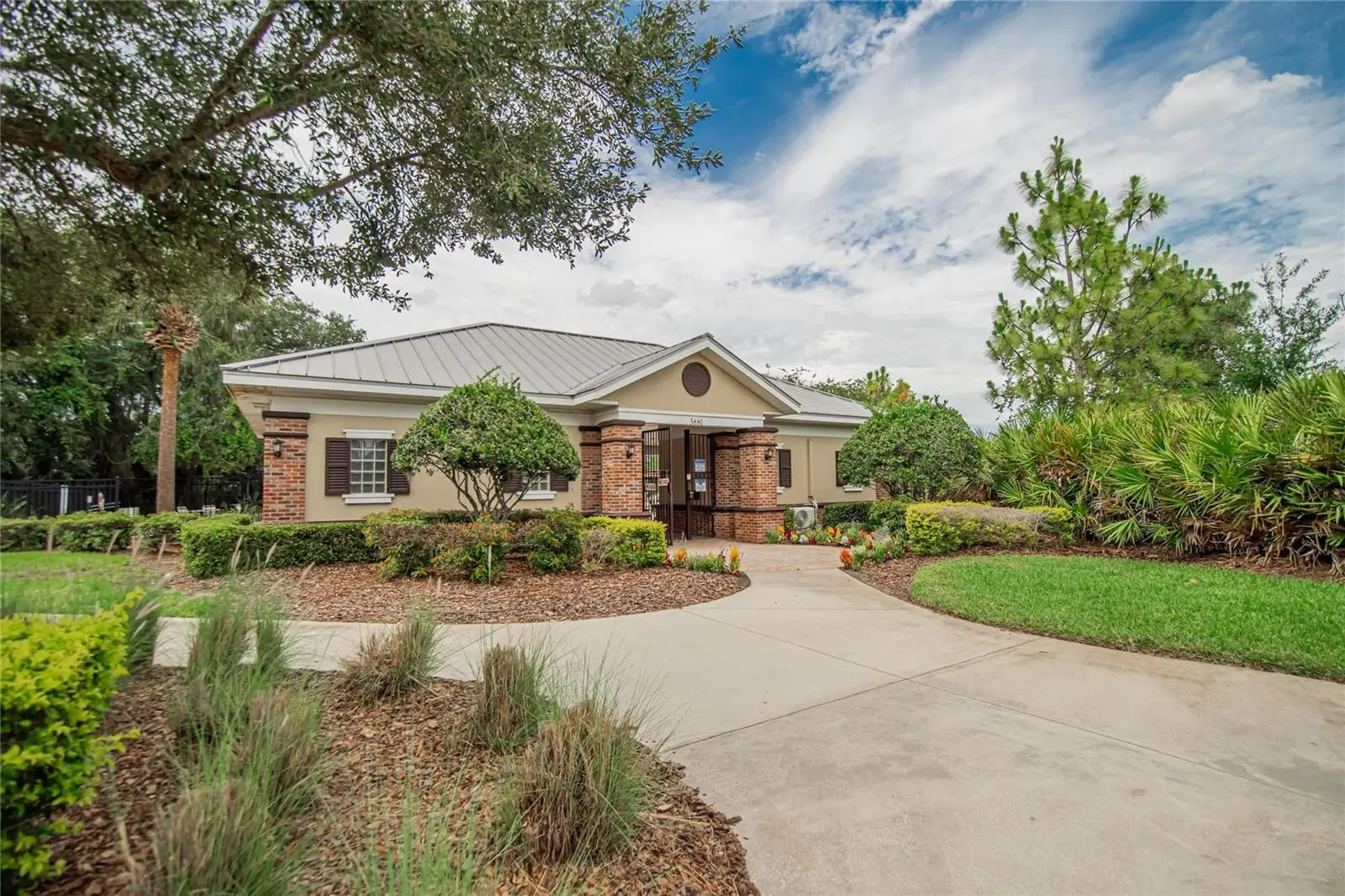 6207 Magnolia Park Blvd, FL