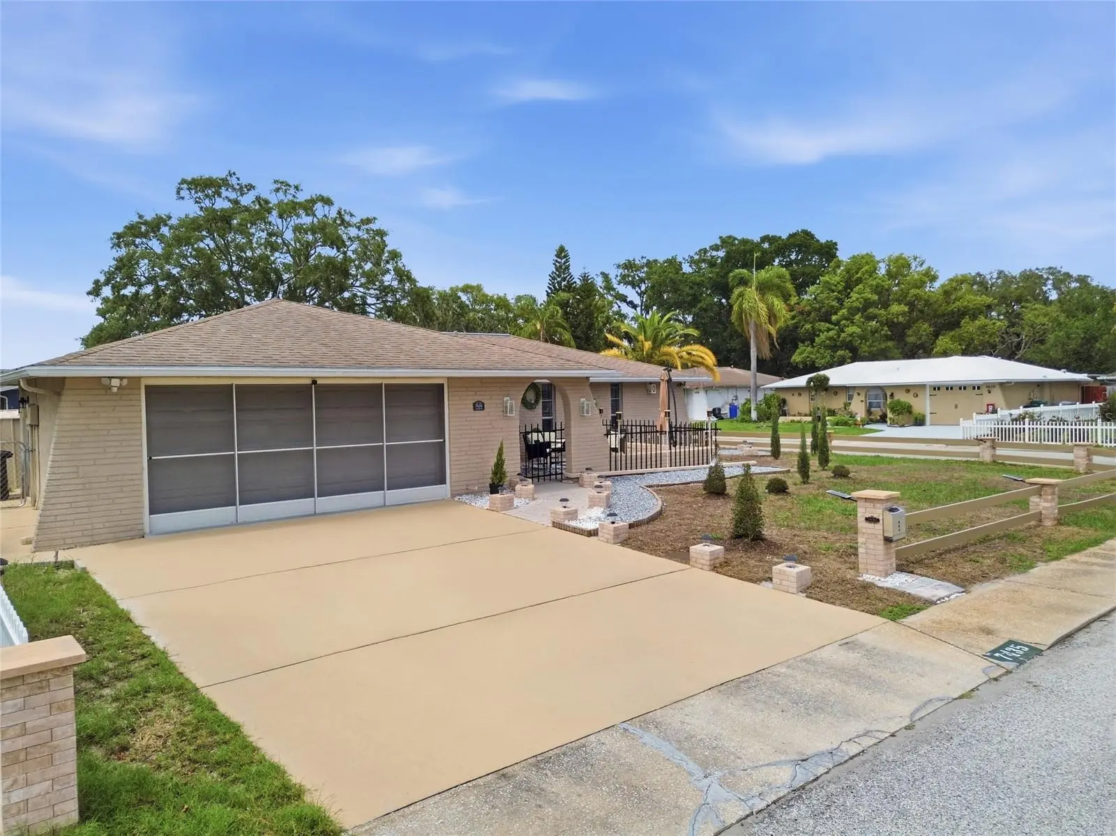7435 Fireside Drive, FL
